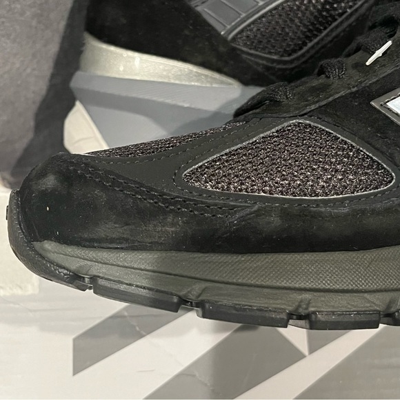 New Balance Women’s sneakers 990V Black Size 8.5 US - Picture 5 of 17